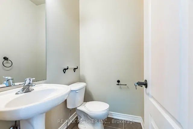 Additional image 10 of 595 Grant Way
