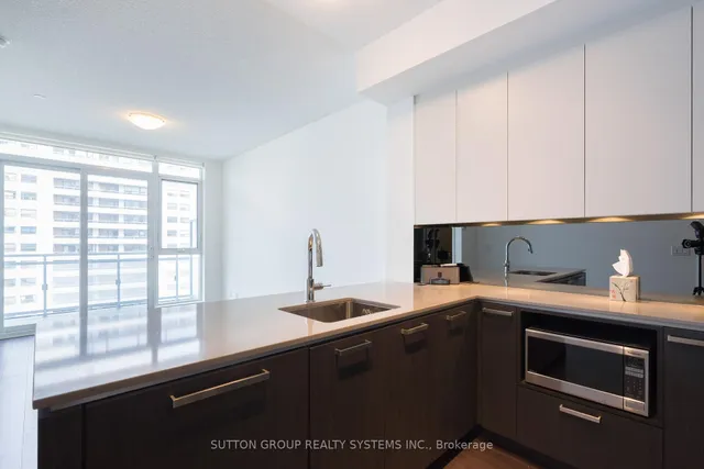 Additional image 6 of 1830 Bloor St Unit 1017