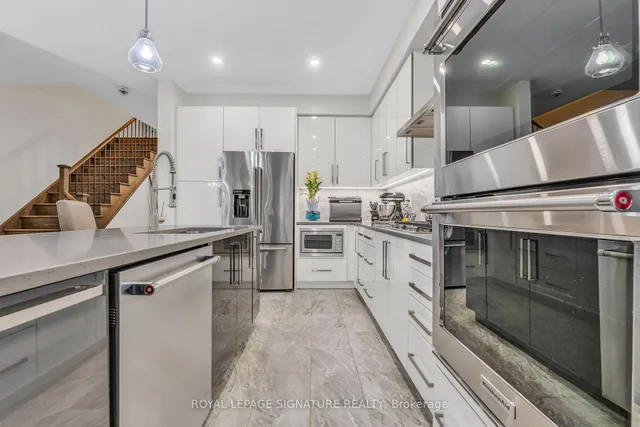 Additional image 12 of 8 Gruenwald Gate