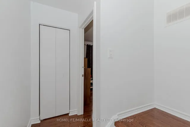 Additional image 26 of 12 Eden Park Unit 12