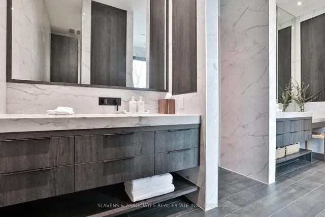 Additional image 25 of 216 Glenayr Rd