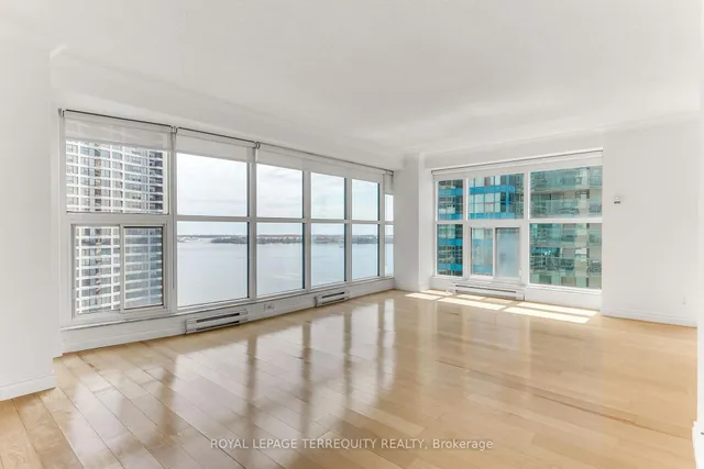 Additional image 8 of 77 Harbour Sq Unit 2707