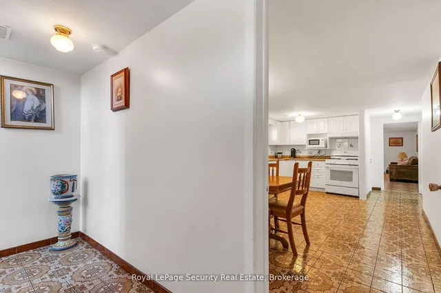 Additional image 32 of 172 Firgrove Cres