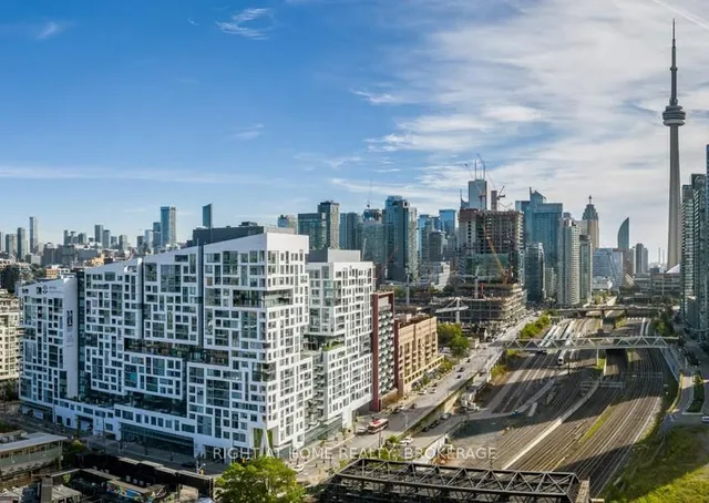 Additional image 4 of 576 Front St Unit 302E