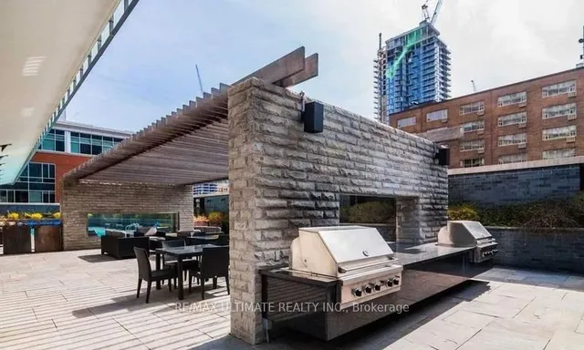 Additional image 32 of 33 Charles St Unit 3808