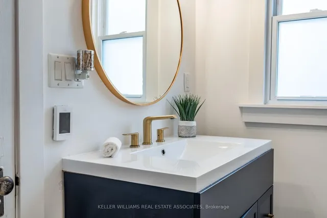 Additional image 38 of 77 Harris Ave