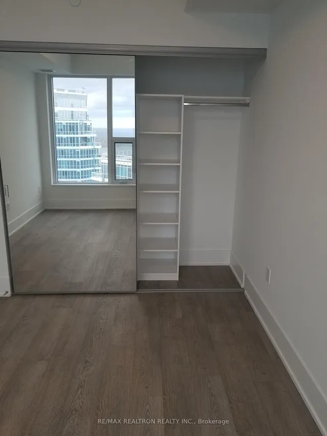 Additional image 7 of 10 York St Unit 3709