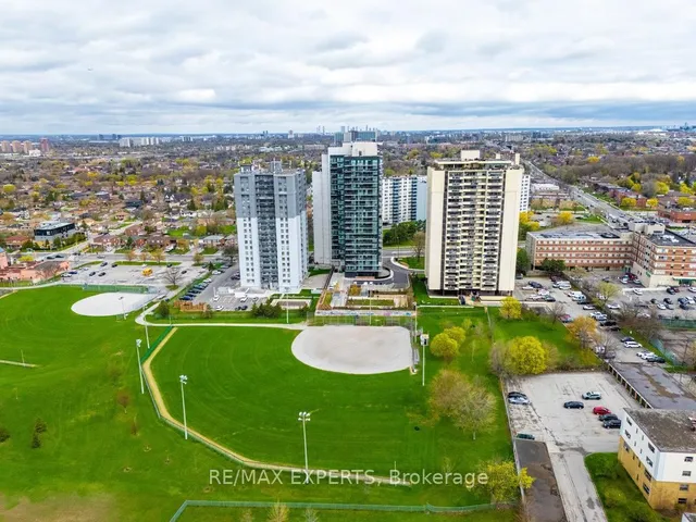 Additional image 26 of 1461 Lawrence Ave Unit 802