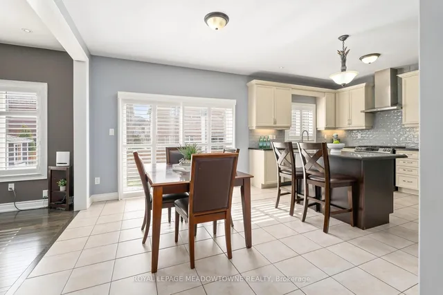 Additional image 10 of 5 Beacon Hill Dr