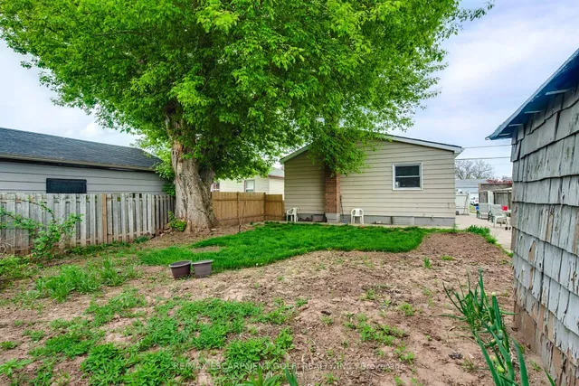 Additional image 26 of 412 Red Oak Ave