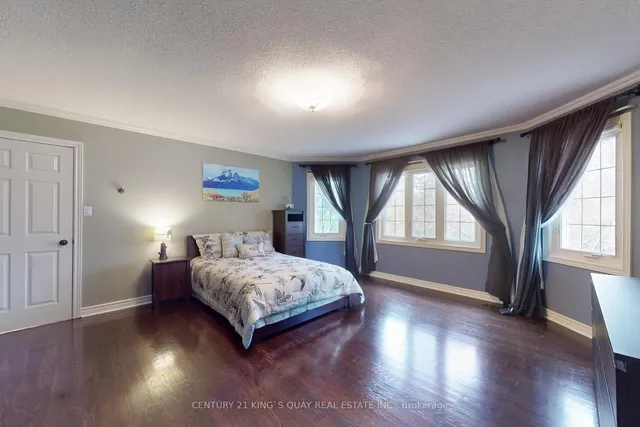 Additional image 29 of 110 Crawford Cres