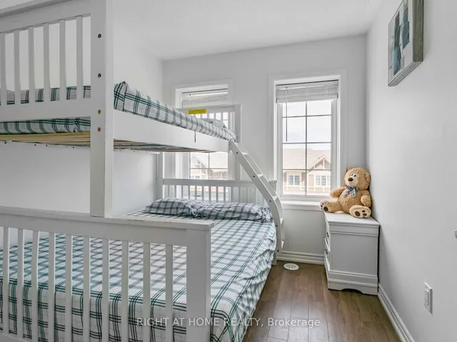 Additional image 21 of 651 Laking Terr