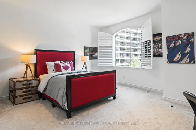 Additional image 32 of 94 Pleasant Blvd