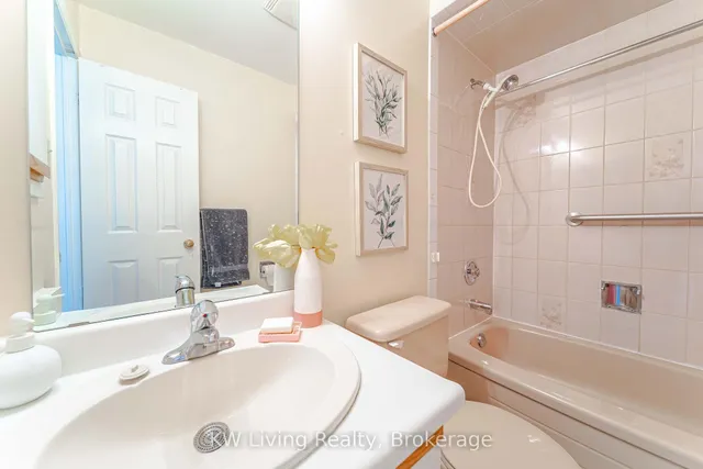 Additional image 15 of 39 Duxbury Dr