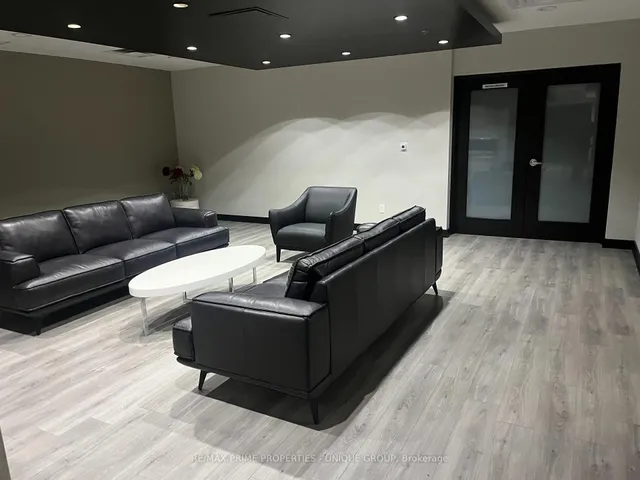 Additional image 36 of 120 Dallimore Circ Unit 907