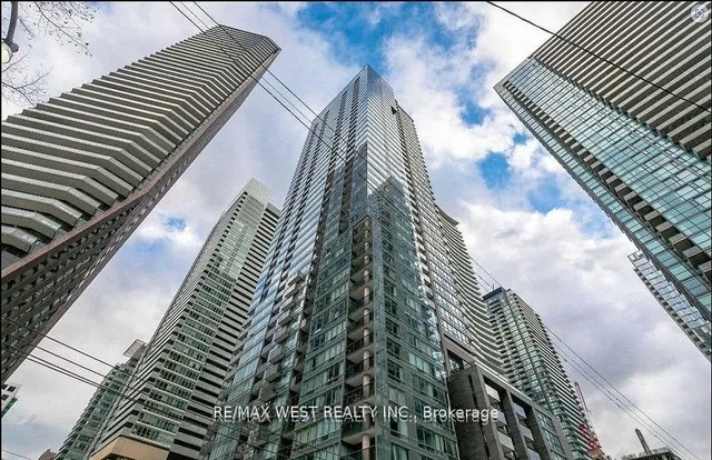 Additional image 30 of 295 Adelaide St Unit 802