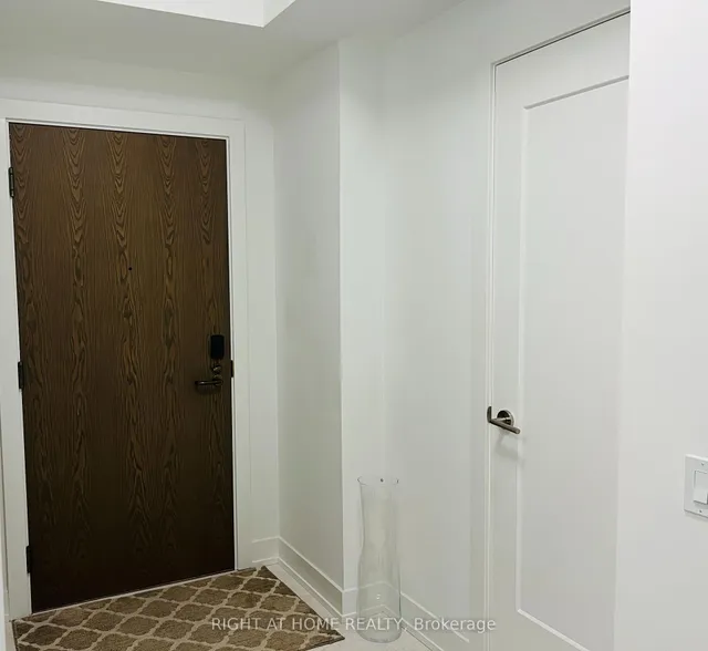 Additional image 7 of 20 Inn On The Park Dr Unit 1737