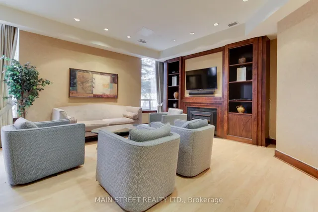 Additional image 25 of 35 Finch Ave Unit 501