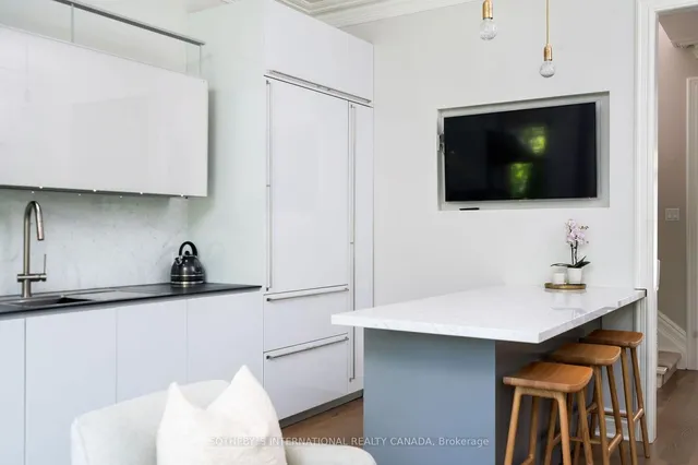 Additional image 9 of 57 Woodlawn Ave