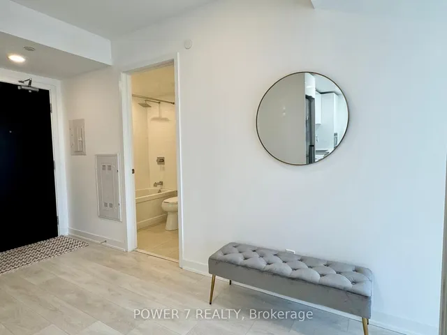 Additional image 4 of 501 Yonge St Unit 3305