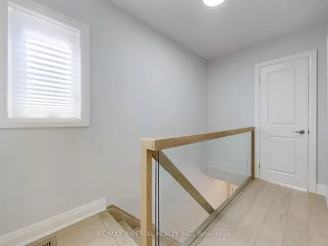 Additional image 17 of 9 Lesmount Ave