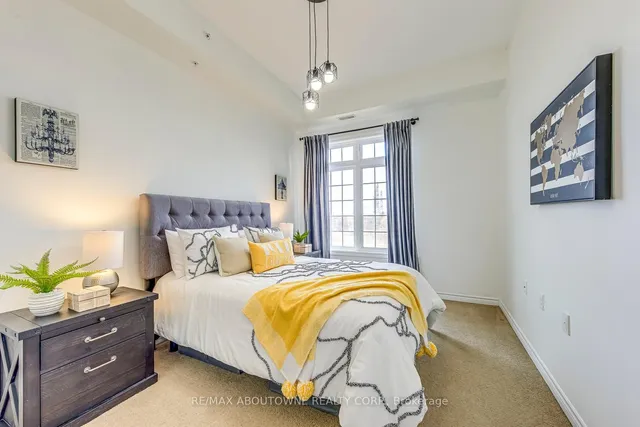 Additional image 20 of 1470 Main St Unit 411