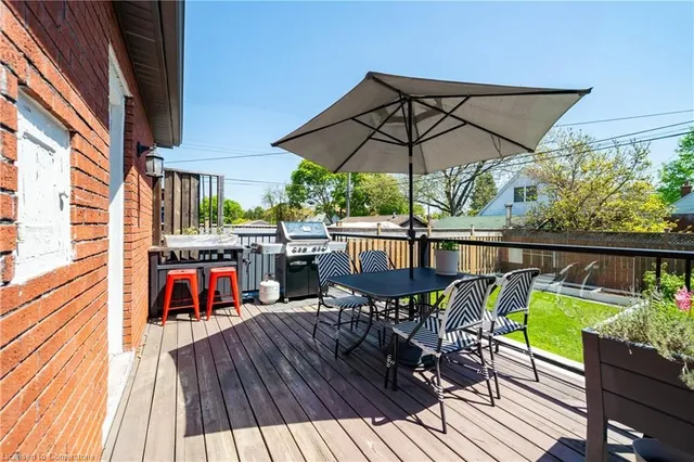 Additional image 35 of 105 Tragina Ave