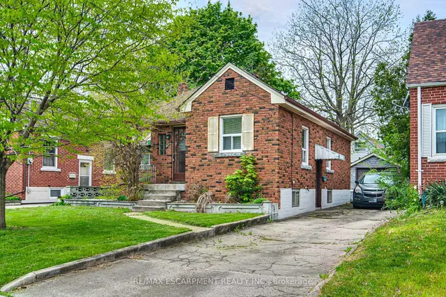 48 Woodbridge Rd