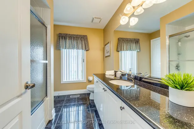 Additional image 35 of 32 Odeon St