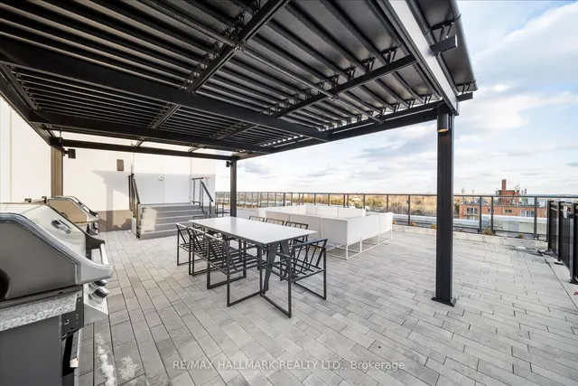 Additional image 25 of 1630 Queen St Unit 405