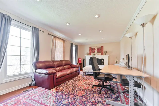 Additional image 13 of 242 Banbury Rd