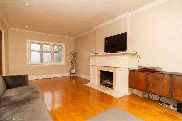 Additional image 15 of 136 Humbercrest Blvd