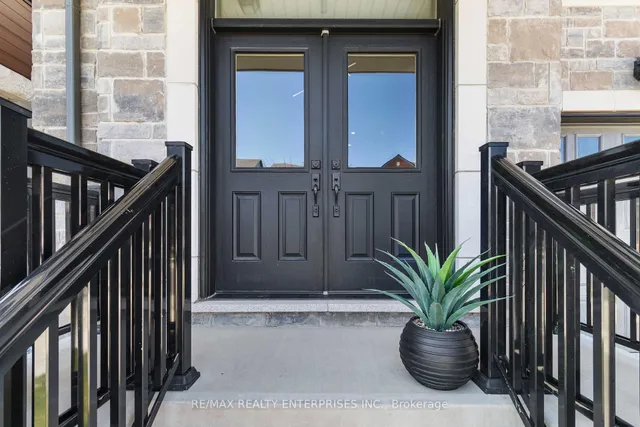 Additional image 4 of 1437 Lakeport Cres