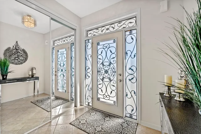 Additional image 4 of 925 Dice Way