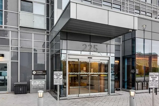 Additional image 3 of 225 village Green Sq Unit 2604