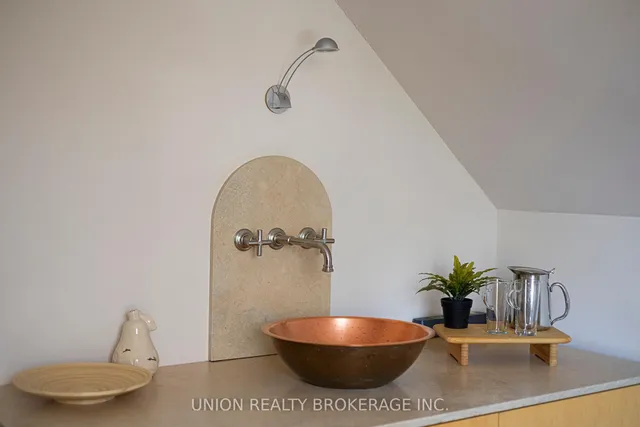 Additional image 31 of 165 Beech Ave