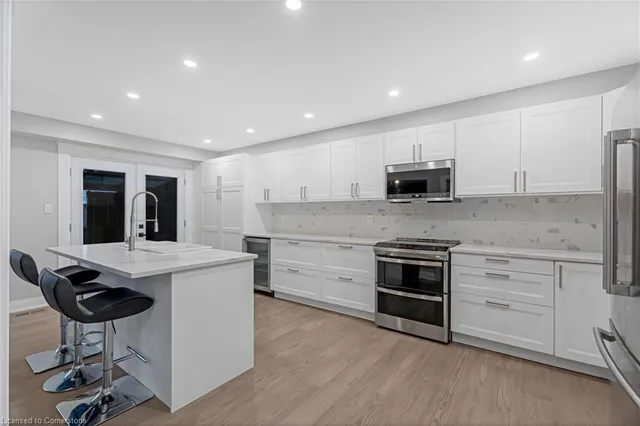 Additional image 16 of 158 Voyager Pass