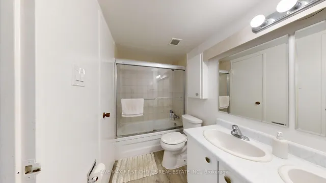 Additional image 25 of 15 Torrance Rd Unit 1401