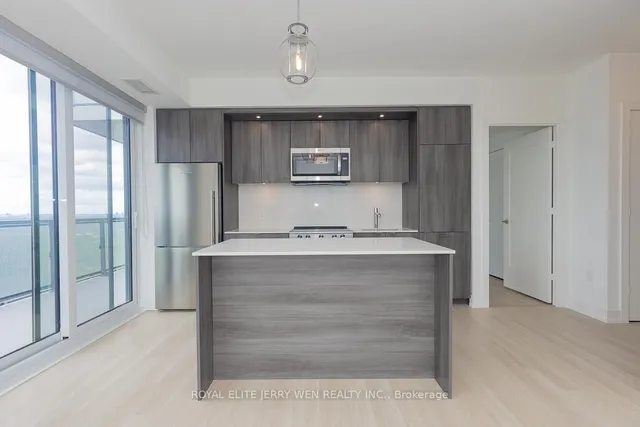 Additional image 10 of 30 Inn On The Park Dr Unit 3410