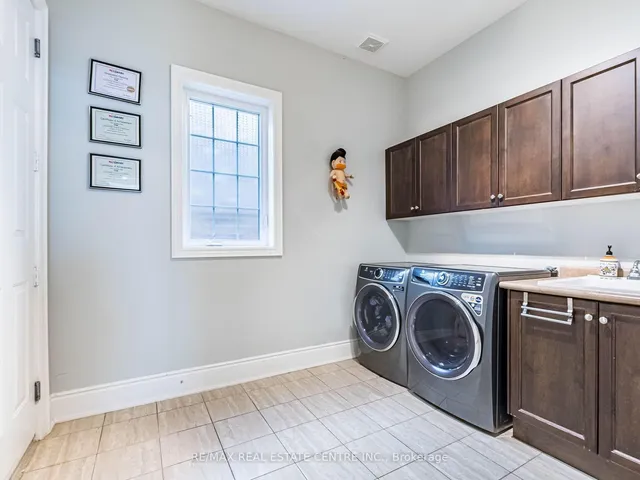 Additional image 19 of 22 WOODVALLEY Dr