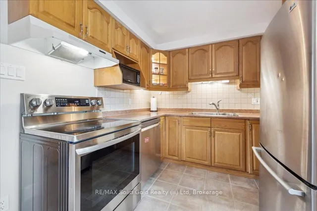 Additional image 18 of 700 Erinbrook Dr Unit 16