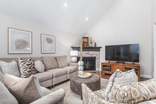 Additional image 19 of 4245 Millcroft Park Dr