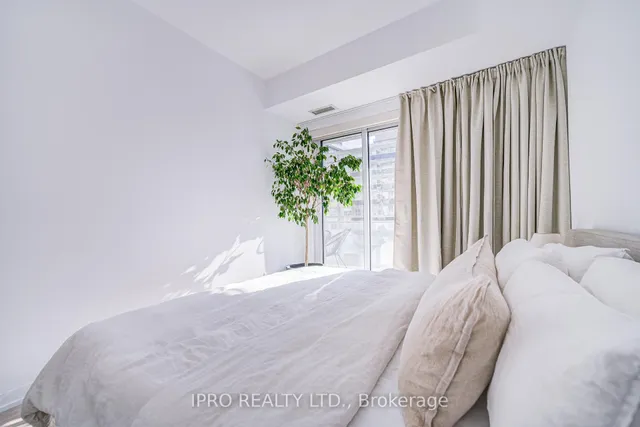 Additional image 28 of 83 Redpath Ave Unit 1009