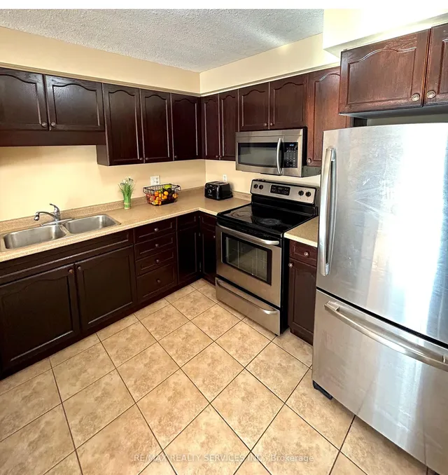 Additional image 3 of 36 Fallowfield Dr Unit 4