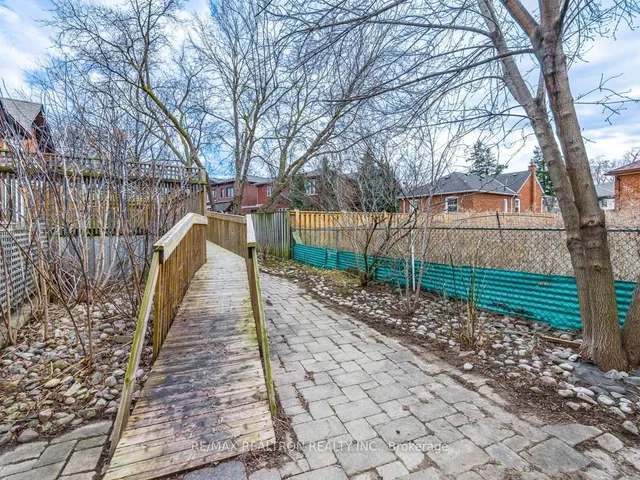 Additional image 36 of 32 Roberta Dr