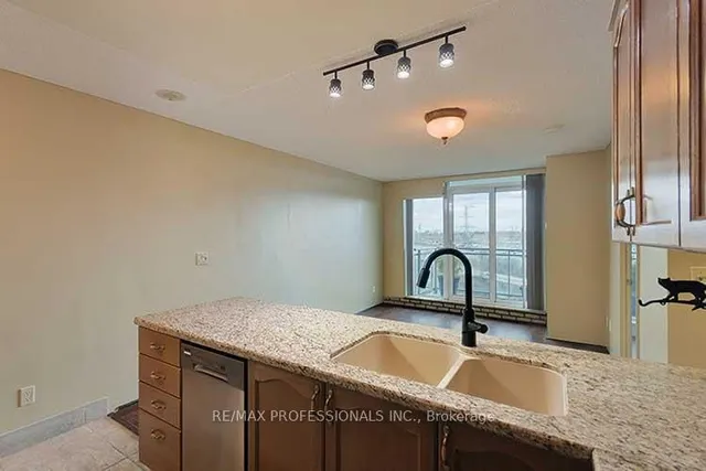 Additional image 17 of 2121 Lake Shore Blvd Unit 1203