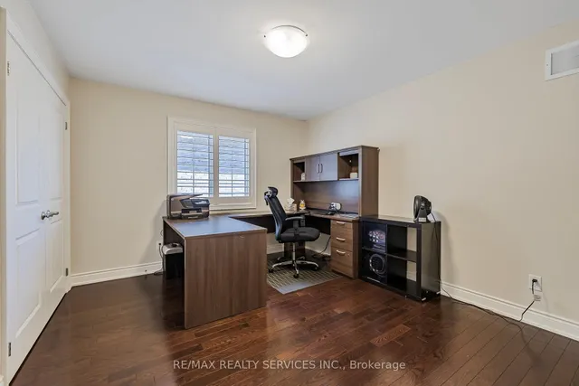 Additional image 27 of 5 Perth St