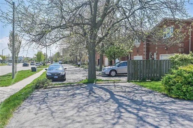 Additional image 4 of 1182 Upper Wentworth St