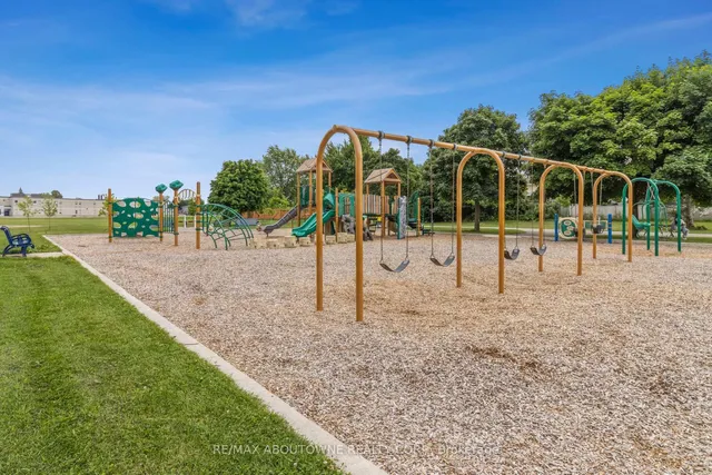 Additional image 50 of 16 Jasmine Sq