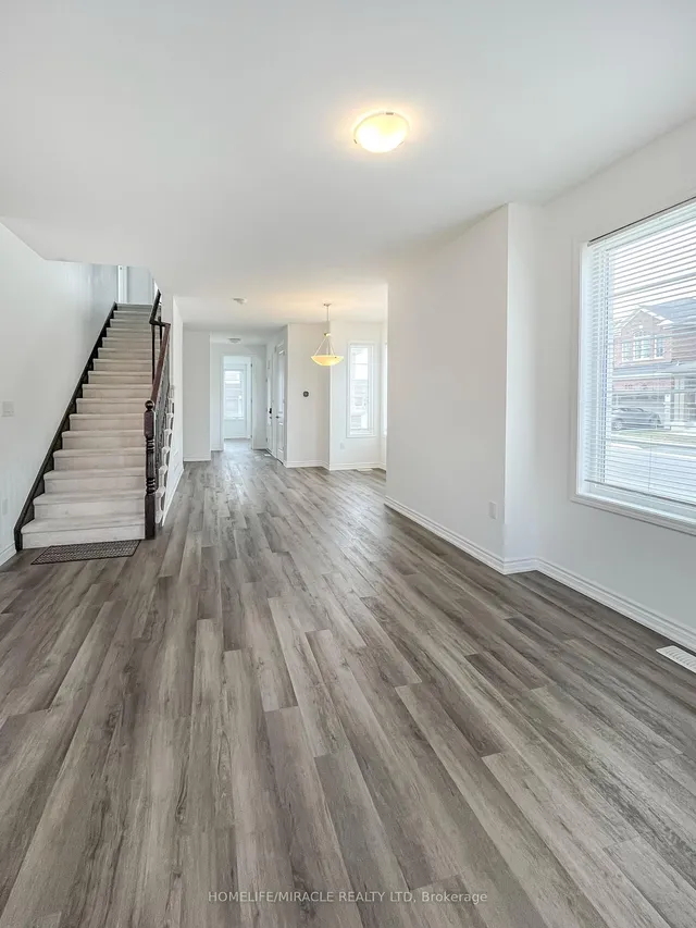 Additional image 3 of 1270 Redbud Garden